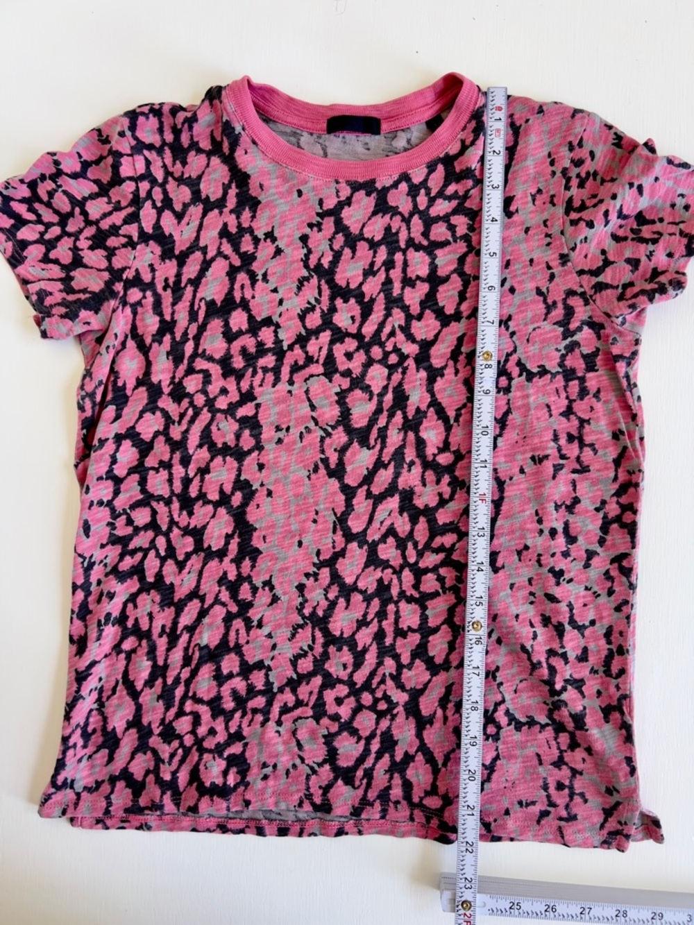ATM women’s Pink Animal-Print Short Sleeve Tee - Picture 6 of 6